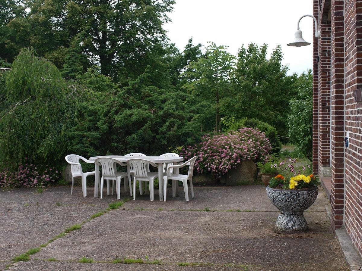 Gut Harlinghausen Hotell Ovelgonne Eksteriør bilde